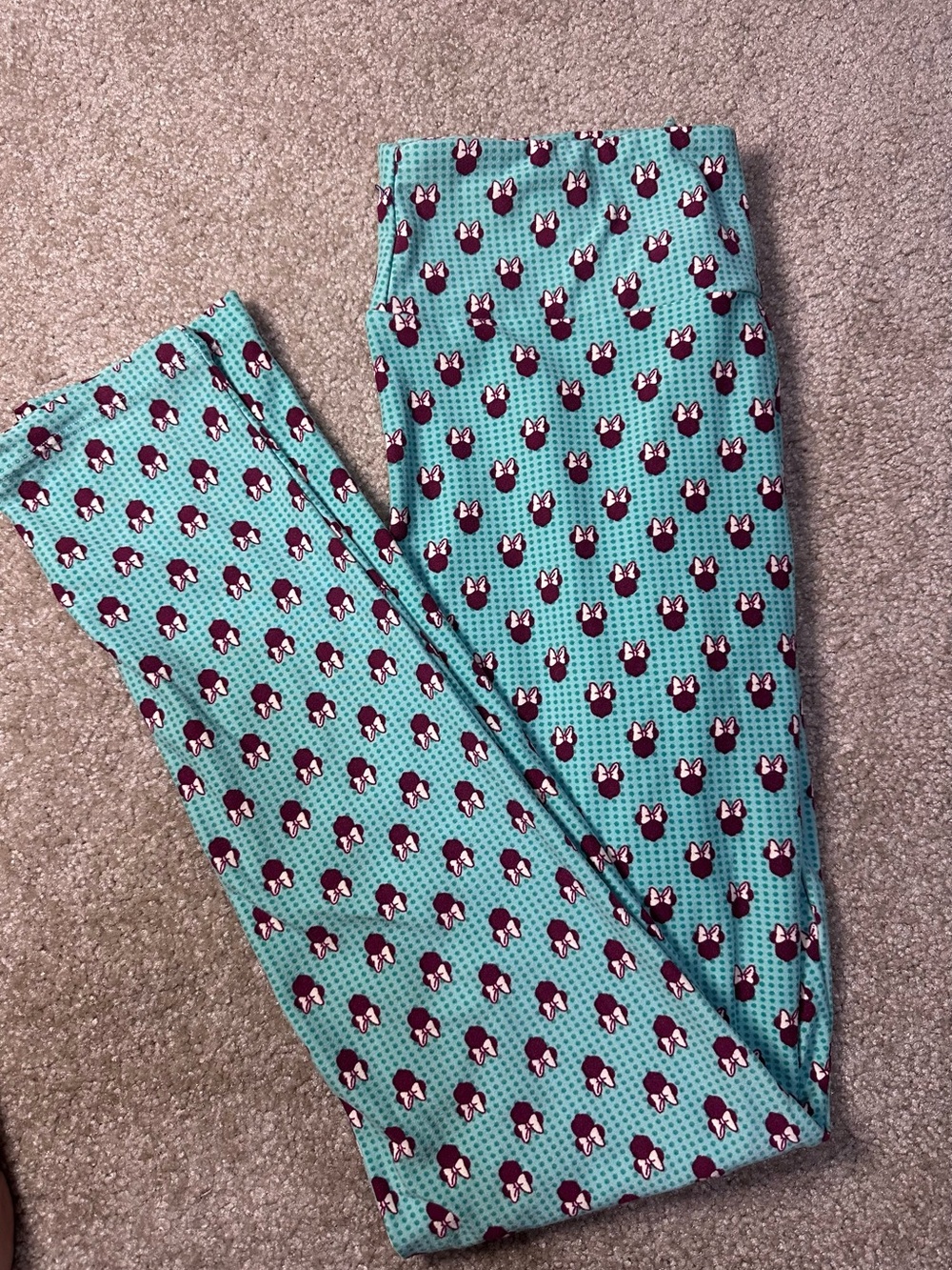 LuLaRoe Disney Teal Leggings with Burgundy and White Minnie Mouse Pattern